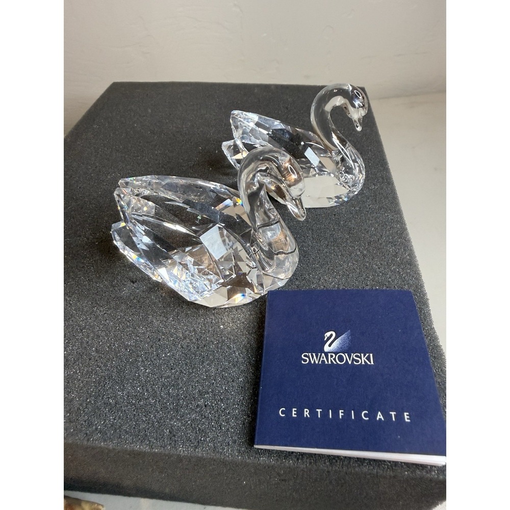 Swarovski Crystal Swan Family Set Large 10005 Medium 010006 Figurine Certificate